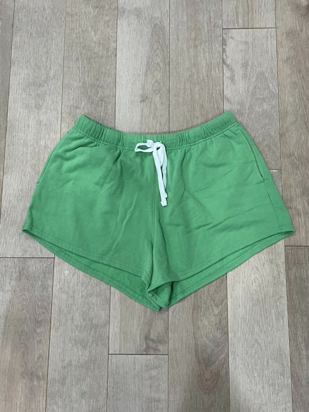 NWOT Women's State of Mine Fleece Shorts L